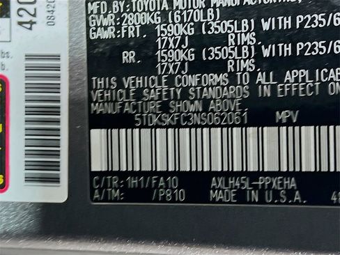 Certified 2022 Toyota Sienna LE image 33