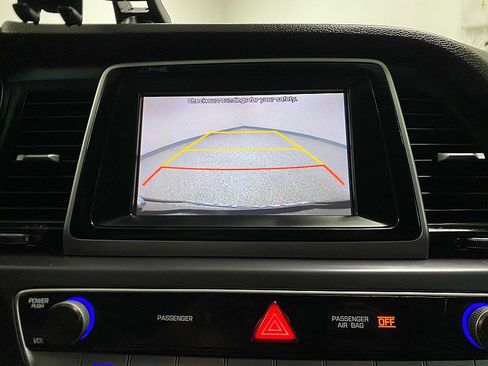 Used 2019 Hyundai Sonata SE image 20