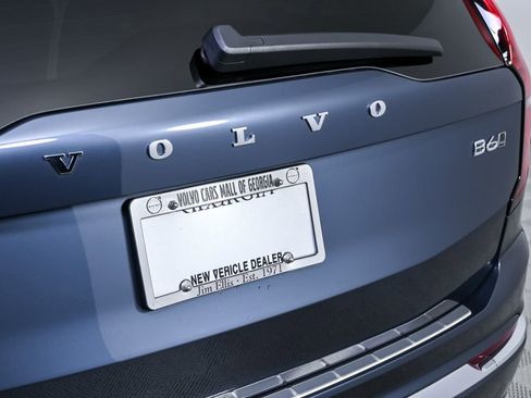 Certified 2026 Volvo XC90 B6 Plus w/ Protection Package Premier AWD/4WD image 39