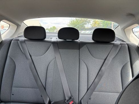 Used 2025 Kia K4 FWD image 33
