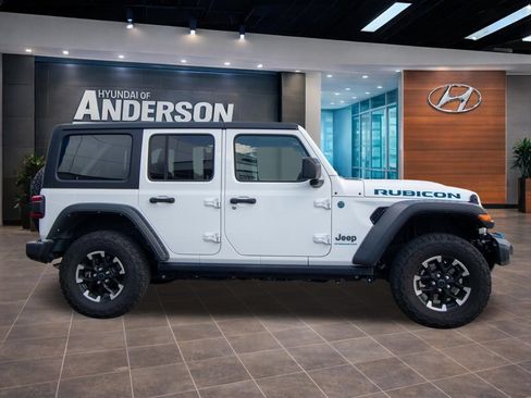 Used 2024 Jeep Wrangler Unlimited Rubicon 4xe AWD/4WD image 13