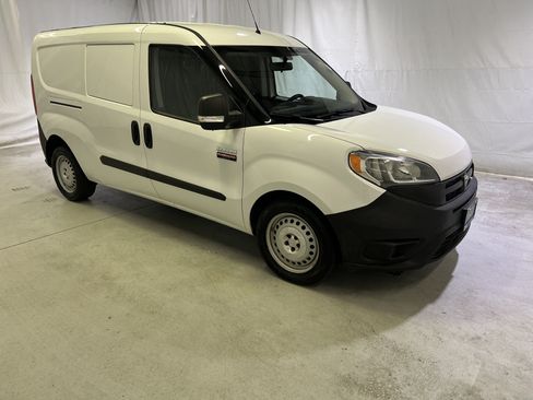Used 2018 RAM ProMaster City Tradesman FWD image 2