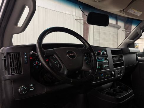 Used 2023 GMC Savana 3500 Extended w/ Power Convenience Package RWD image 6