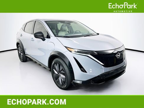Used 2023 Nissan Ariya FWD image 1