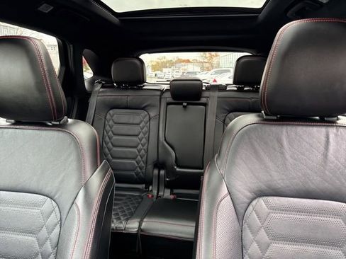 Used 2023 Ford Escape ST-Line Elite w/ Premium Technology Package image 17