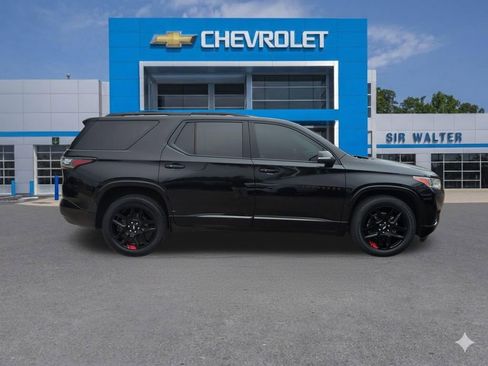Used 2021 Chevrolet Traverse Premier w/ Redline Edition image 7