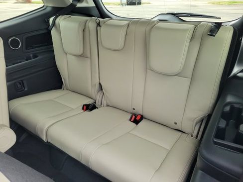 New 2026 Subaru Ascent Limited AWD/4WD image 11