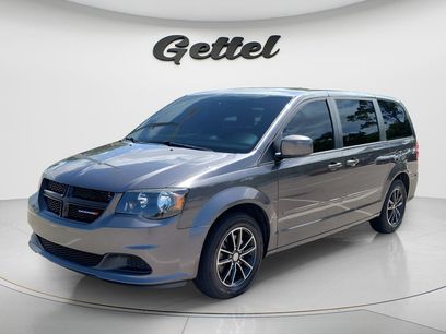 Used 2017 Dodge Grand Caravan SE