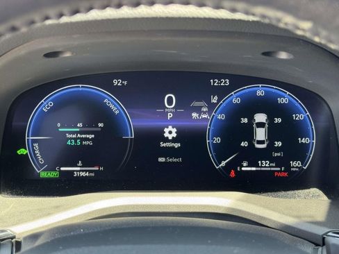 Used 2025 Toyota Camry XSE FWD image 13