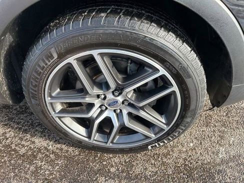 Used 2019 Ford Explorer Sport image 55