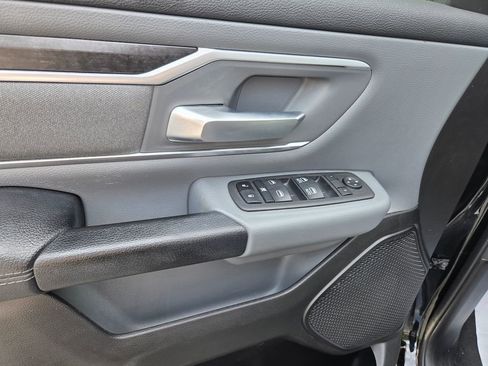 Used 2022 RAM 1500 Big Horn AWD/4WD image 12