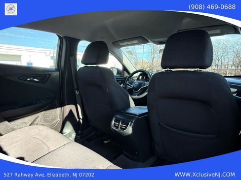 Used 2023 Chevrolet Malibu LT image 24