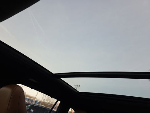 Used 2021 Toyota Highlander Platinum image 33