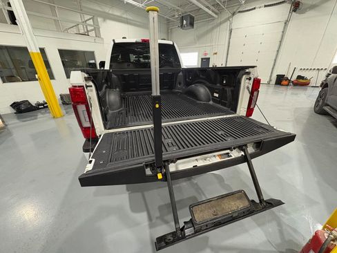 Used 2022 Ford F350 Limited w/ Snow Plow Prep Package image 44