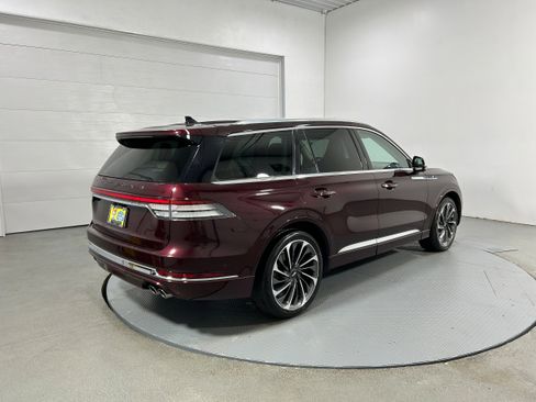Used 2021 Lincoln Aviator Black Label w/ Dynamic Handling Package image 35