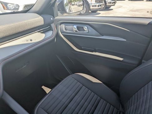 New 2025 Ford Explorer ST-Line image 15