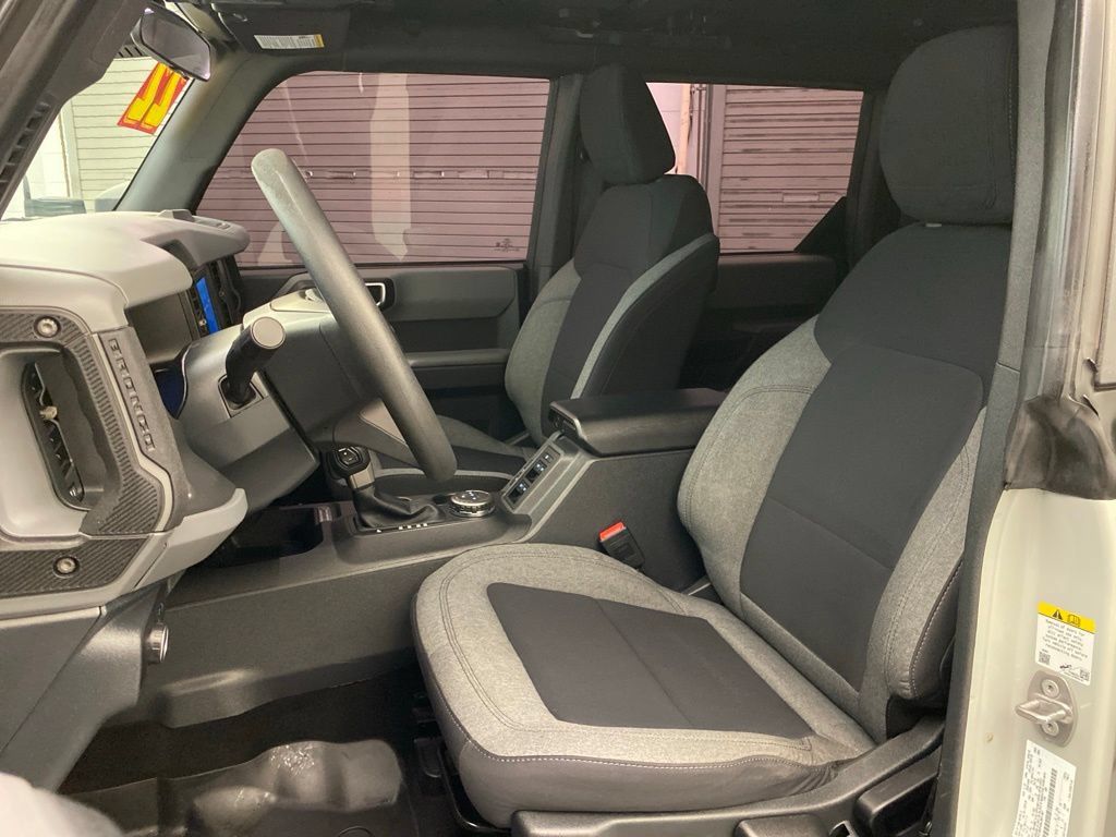Used 2022 Ford Bronco 4-Door AWD/4WD image 17