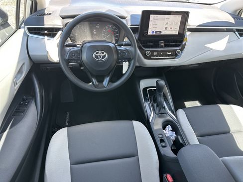 Used 2024 Toyota Corolla LE FWD image 23