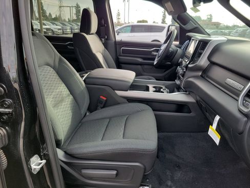 New 2026 RAM 1500 Big Horn AWD/4WD image 15