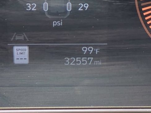 Used 2025 Hyundai Kona SEL FWD image 26