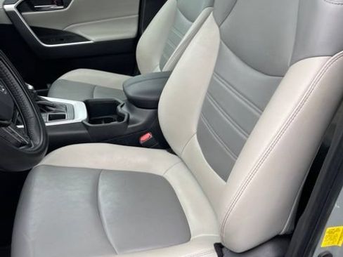 Used 2022 Toyota RAV4 XLE Premium AWD/4WD image 1