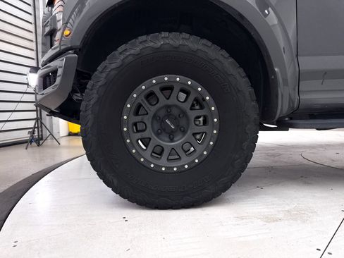 Used 2020 Ford F150 Raptor w/ Equipment Group 802A Luxury AWD/4WD image 11