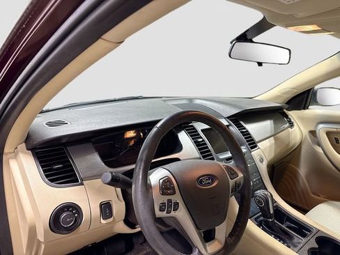 Used 2019 Ford Taurus SEL w/ Equipment Group 201A image 11