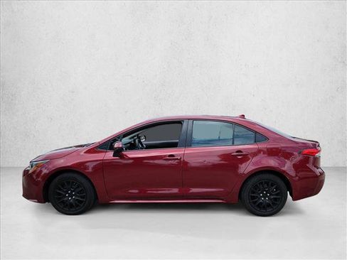 Used 2022 Toyota Corolla LE FWD image 8