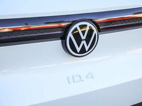 New 2026 Volkswagen ID.4 Pro S image 10