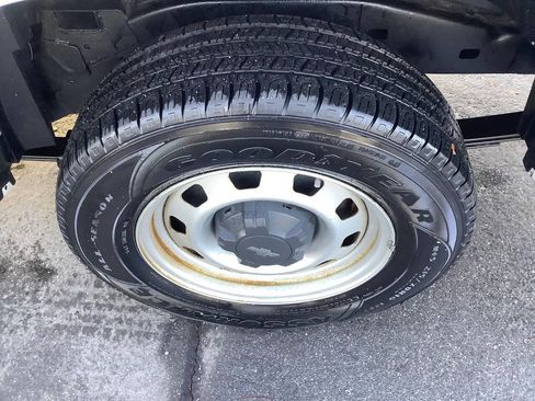 Used 2012 Chevrolet Colorado W/T image 24