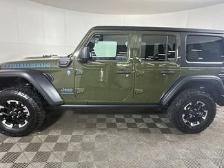 Used 2024 Jeep Wrangler Unlimited Rubicon 4xe AWD/4WD video 5