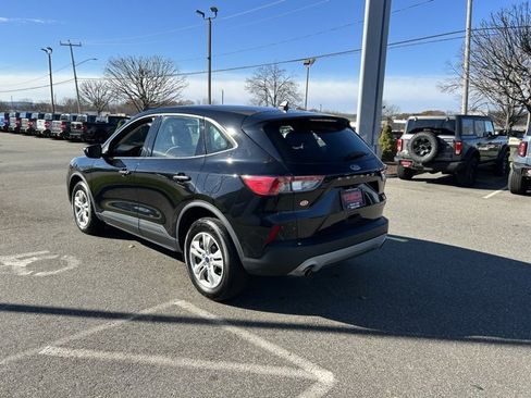 Used 2022 Ford Escape S image 5
