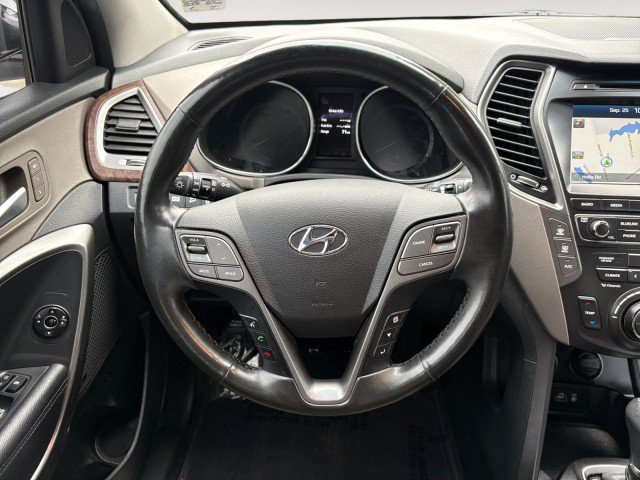 Used 2018 Hyundai Santa Fe Limited w/ Cargo Package AWD/4WD image 12