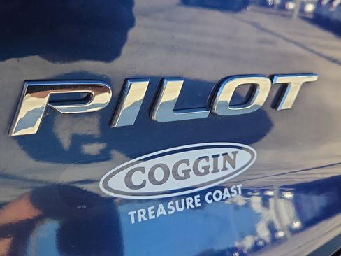 Used 2017 Honda Pilot EX-L image 17