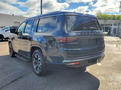 Used 2024 Jeep Wagoneer Series III image 47