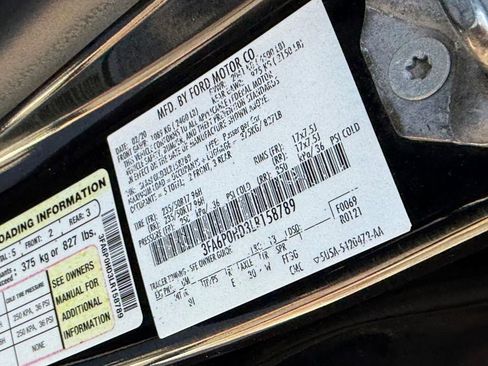 Used 2020 Ford Fusion SE FWD image 27