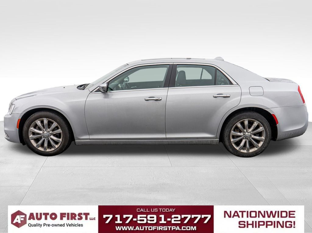 Used 2020 Chrysler 300 Limited AWD/4WD image 7