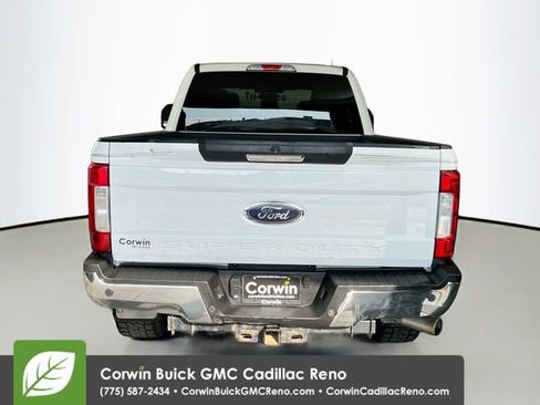 Used 2019 Ford F250 XLT w/ XLT Premium Package image 14