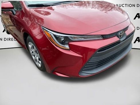 Used 2023 Toyota Corolla LE image 32