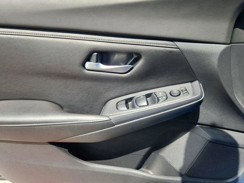 Used 2023 Nissan Sentra SV w/ All-Weather Package FWD image 20