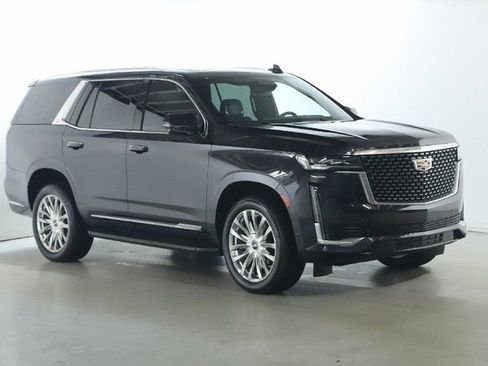 Used 2022 Cadillac Escalade Premium Luxury image 11