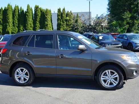 Used 2012 Hyundai Santa Fe SE AWD/4WD image 4