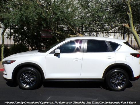 Used 2017 MAZDA CX-5 Sport FWD image 8
