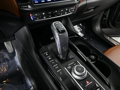 Used 2022 Maserati Levante GT image 18