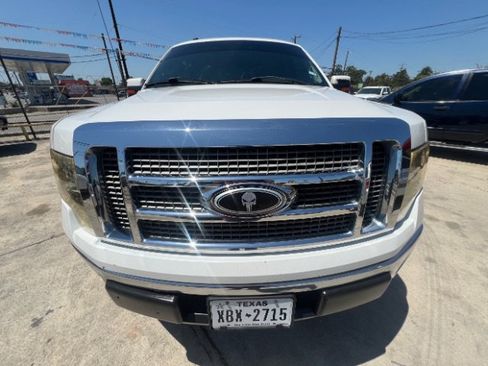 Used 2010 Ford F150 Lariat RWD image 2