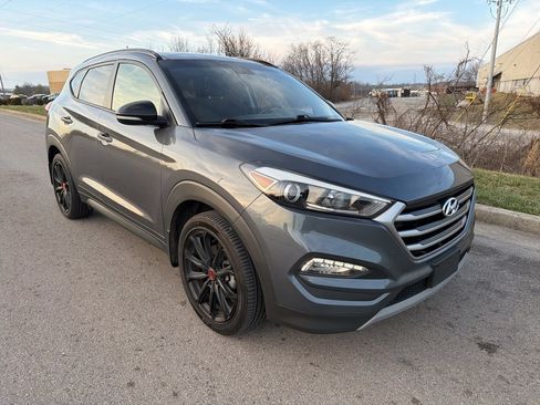 Used 2017 Hyundai Tucson Night image 3