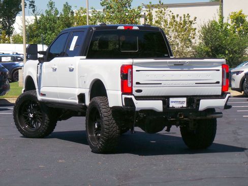 Used 2025 Ford F250 Platinum w/ Platinum Plus Package AWD/4WD image 3