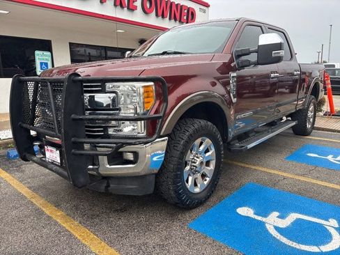Used 2017 Ford F250 Lariat w/ Chrome Package AWD/4WD image 3