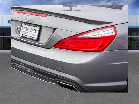 Used 2013 Mercedes-Benz SL 550 image 6