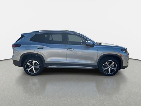 New 2026 Volkswagen Tiguan SE image 4